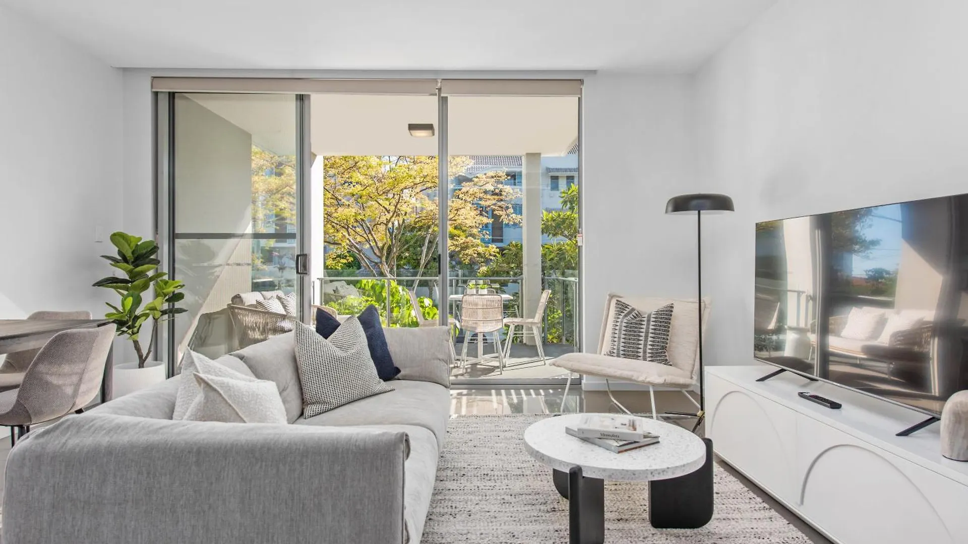Cirque Apartments Brisbane 0*,